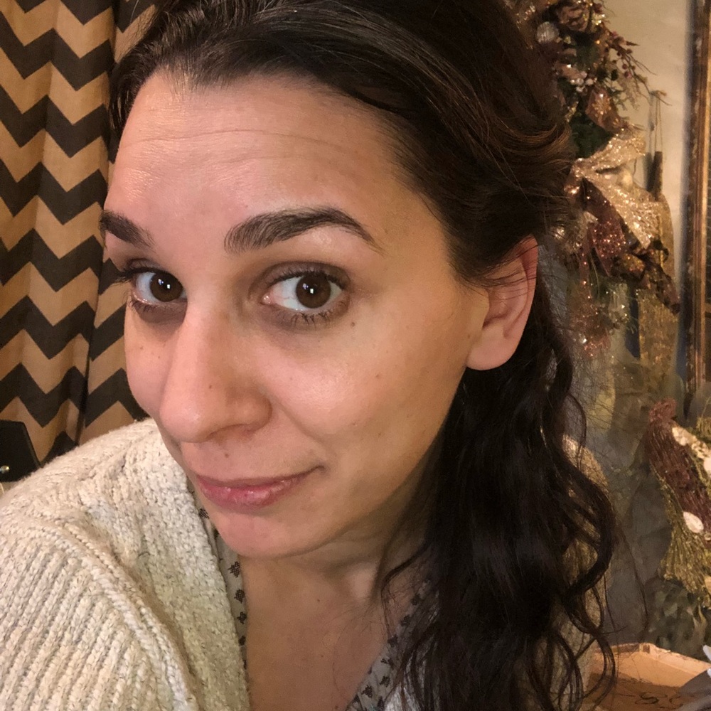 Meet your Posher, Rebekah